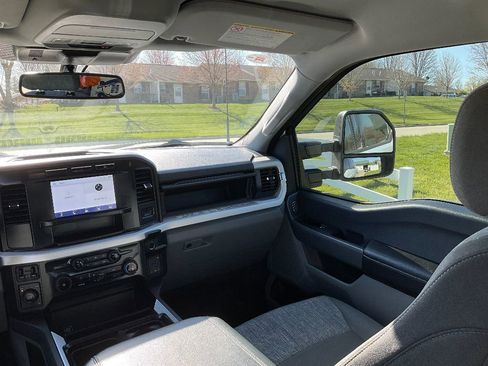 Used 2023 Ford F250 XLT image 10