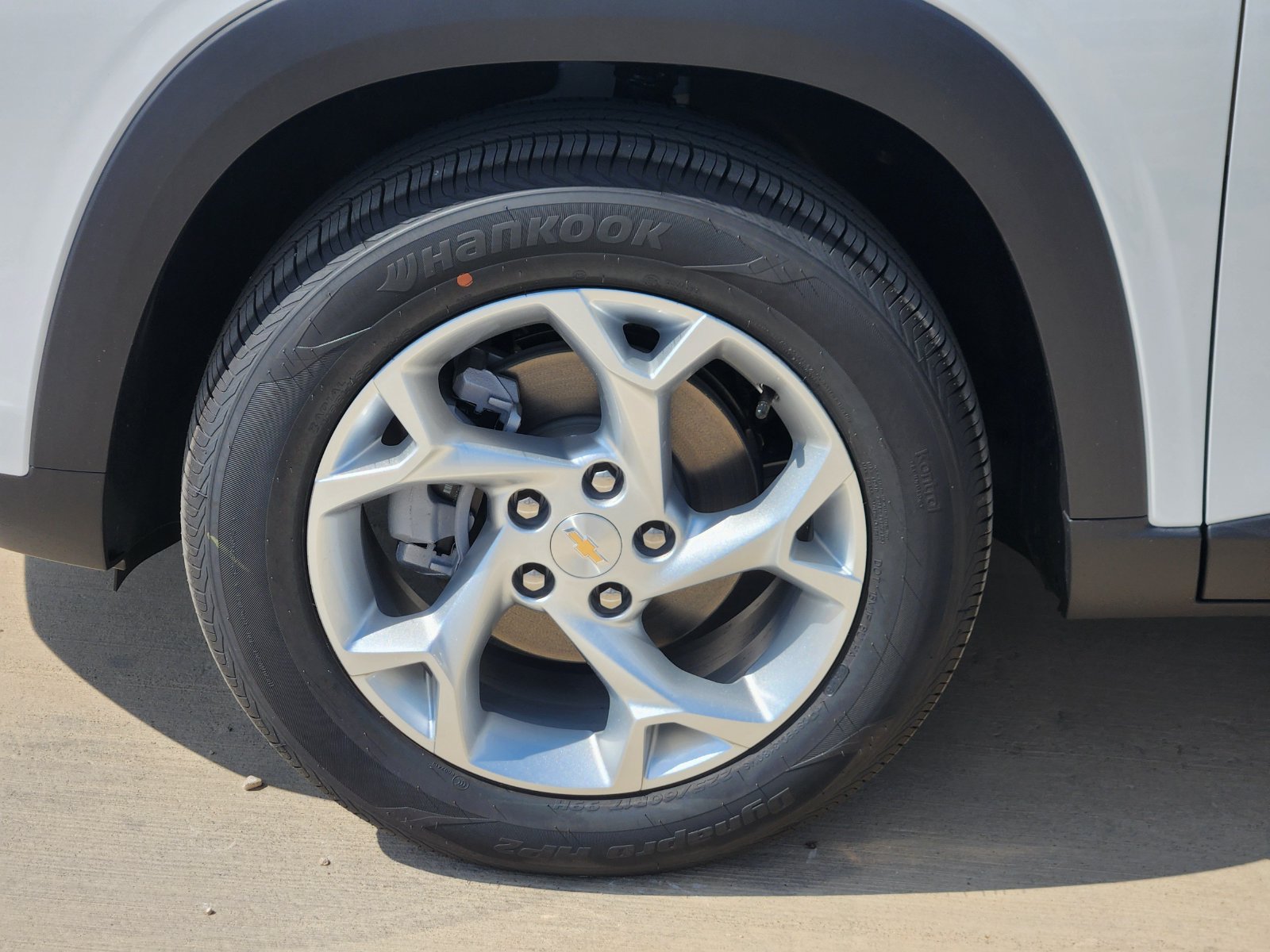 New 2026 Chevrolet Trax LS w/ LS Convenience Package FWD image 11