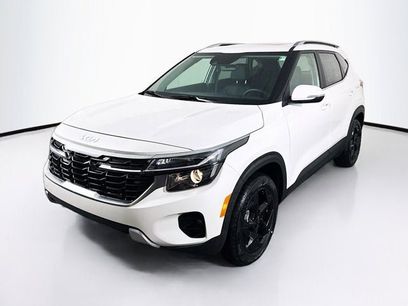 New 2026 Kia Seltos EX w/ EX Sunroof Package