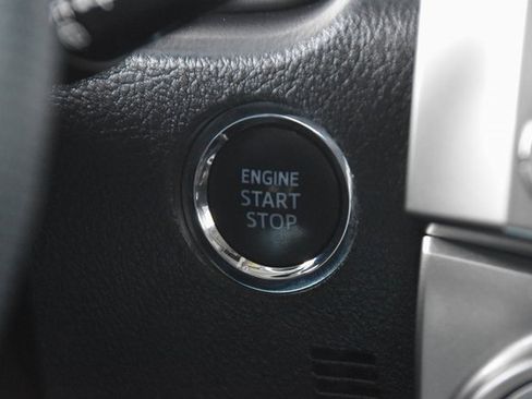 Used 2020 Toyota 4Runner Limited image 41