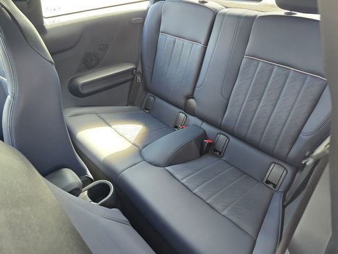 Used 2025 MINI Cooper S image 27