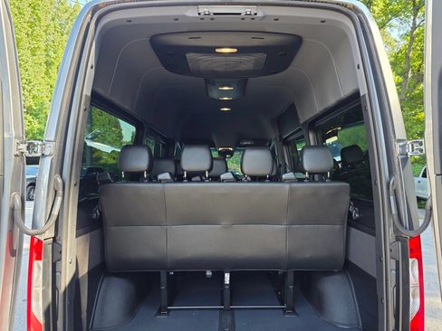 Used 2019 Mercedes-Benz Sprinter 2500 image 22