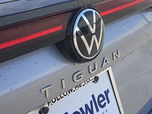 New 2026 Volkswagen Tiguan S FWD image 7