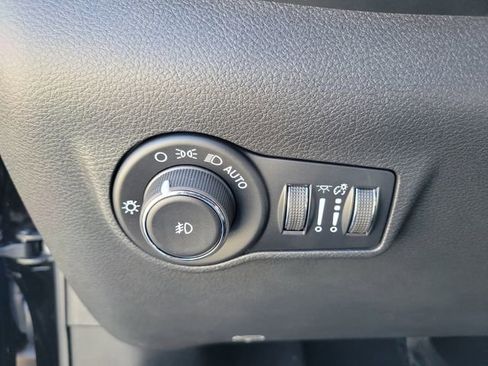 New 2026 Jeep Compass Limited w/ Sun, Sound & Navigation Group image 22