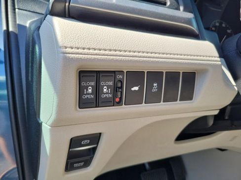 Certified 2026 Honda Odyssey EX-L image 10
