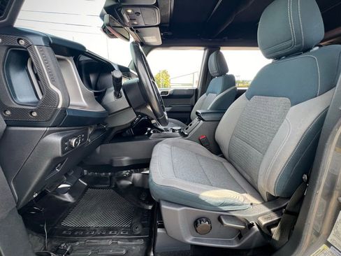 Used 2021 Ford Bronco Outer Banks image 16