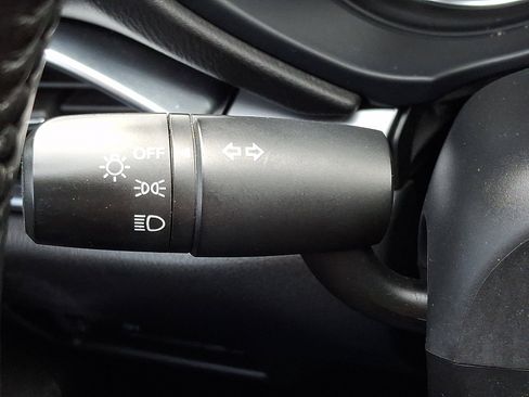 Used 2018 MAZDA CX-5 Sport image 25