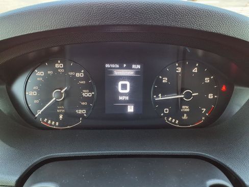 Used 2025 RAM ProMaster 2500 FWD image 12
