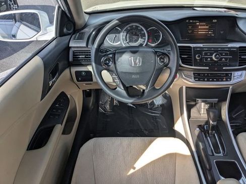 Used 2015 Honda Accord EX image 13