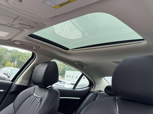 New 2026 Genesis G70 2.5T Prestige image 18