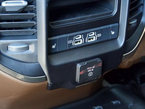 Used 2025 RAM 3500 Longhorn AWD/4WD image 20