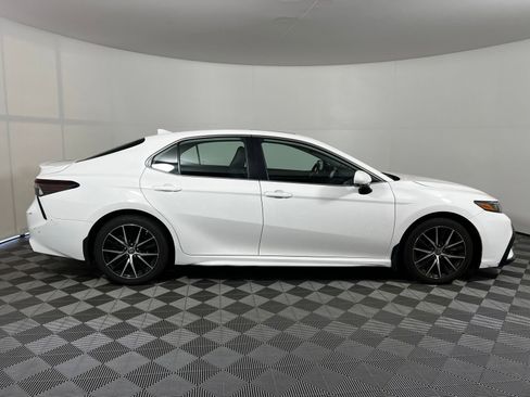 Certified 2023 Toyota Camry SE w/ Cold Weather Package FWD image 4