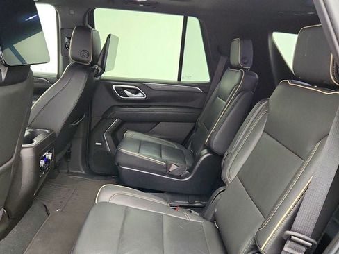 Used 2021 GMC Yukon SLT w/ SLT Premium Package AWD/4WD image 22