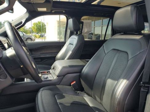 Certified 2021 Ford Expedition Limited AWD/4WD image 5