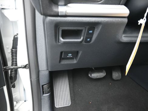 New 2026 Ford Expedition Active RWD image 13