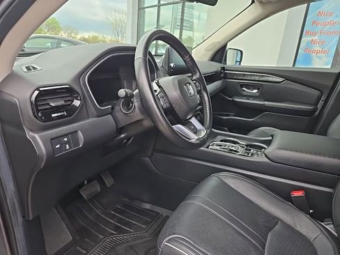 Used 2024 Honda Pilot Elite image 36