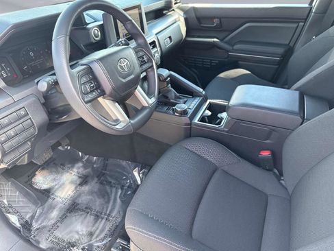 Used 2025 Toyota 4Runner SR5 image 21