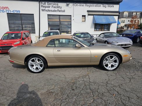 Used 2003 Jaguar XK8 Convertible image 5
