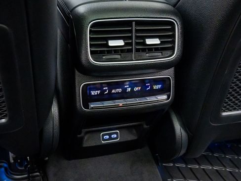 New 2026 Mercedes-Benz GLS 450 4MATIC image 21