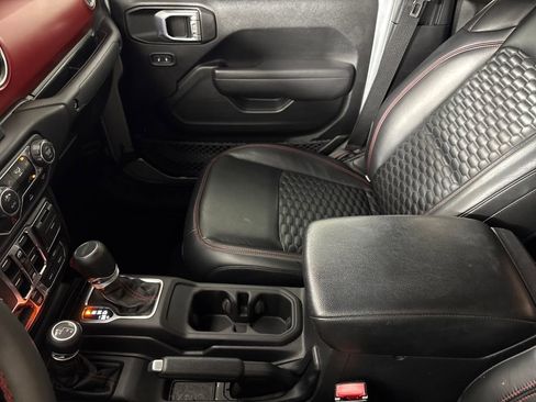 Used 2023 Jeep Gladiator Rubicon w/ Trailer Tow Package image 21