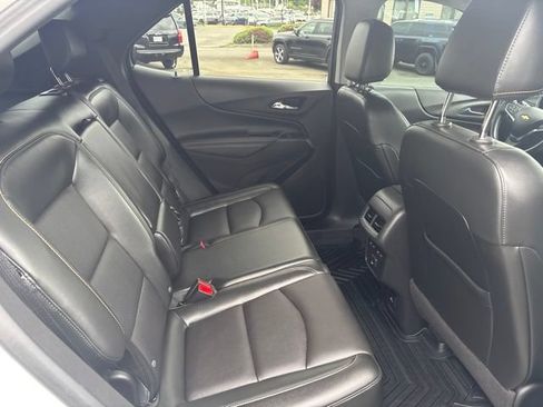 Used 2020 Chevrolet Equinox Premier AWD/4WD image 29
