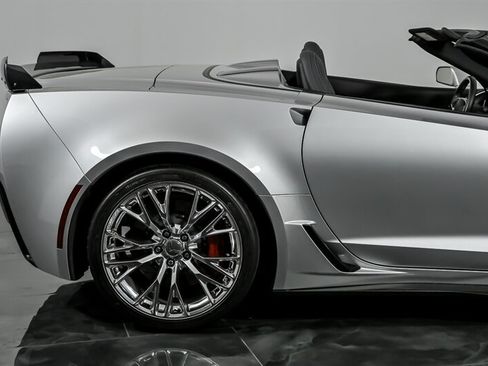 Used 2016 Chevrolet Corvette Z06 w/ 2LZ Preferred Equipment Group RWD image 11