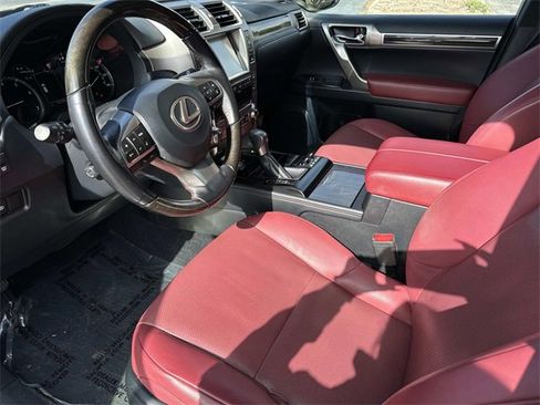 Used 2020 Lexus GX 460 Premium image 23
