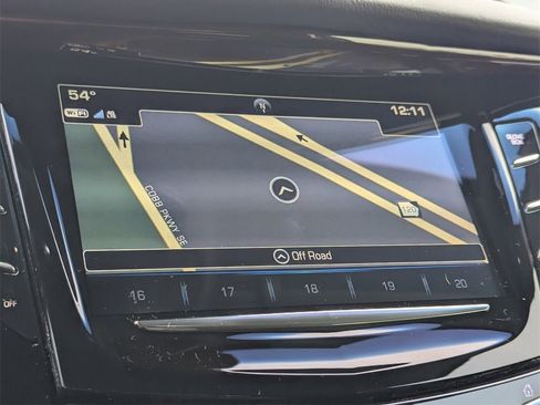 Used 2018 Cadillac Escalade ESV Premium Luxury image 25