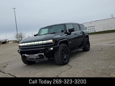 Certified 2024 GMC Hummer EV 2X w/ LPO, Illumination Package image 2