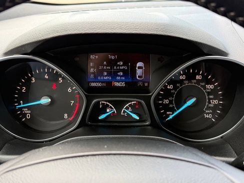 Used 2017 Ford Escape Titanium AWD/4WD image 32