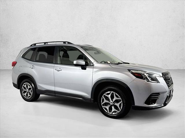 Used 2022 Subaru Forester Premium AWD/4WD image 7