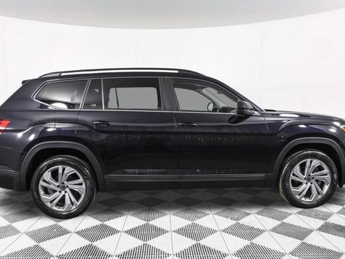 Certified 2022 Volkswagen Atlas SE w/ Panoramic Sunroof Package image 16