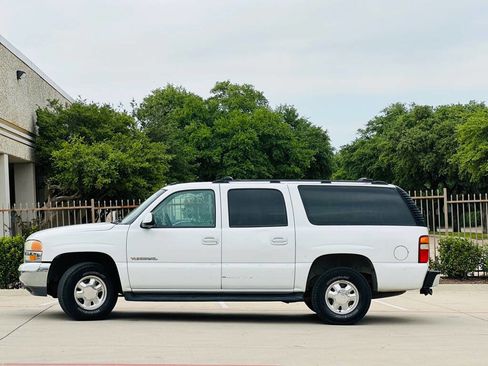 Used 2003 GMC Yukon XL SLT w/ 1SD Preferred Equipment Group RWD image 5