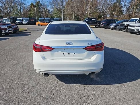 Used 2018 INFINITI Q50 Luxe w/ Essential Package (3.0T Luxe) image 6