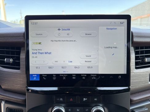 Used 2024 Ford Expedition Max Limited image 4