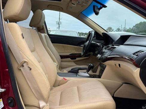 Used 2010 Honda Crosstour EX-L image 11