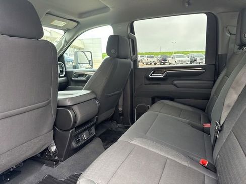 Used 2025 Chevrolet Silverado 2500 LT w/ Convenience Package AWD/4WD image 28