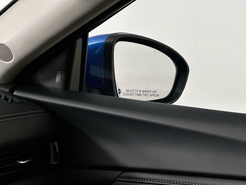 Used 2025 Nissan Sentra SV image 23