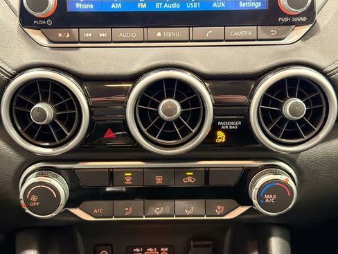 Used 2024 Nissan Sentra SV image 12