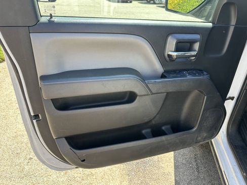 Used 2015 GMC Sierra 1500 2WD Regular Cab image 16