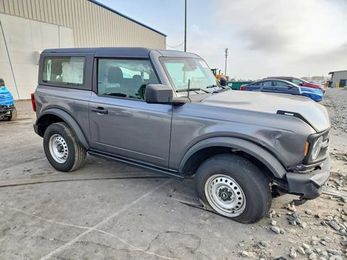 Used 2022 Ford Bronco 2-Door image 2