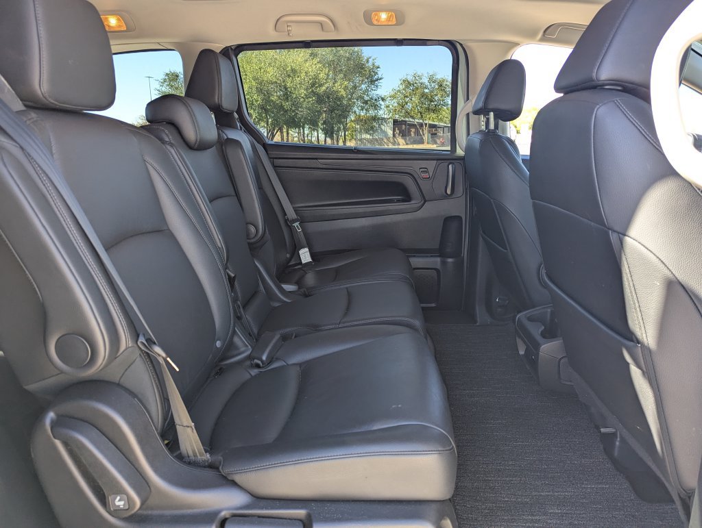 Used 2025 Honda Odyssey EX-L image 32