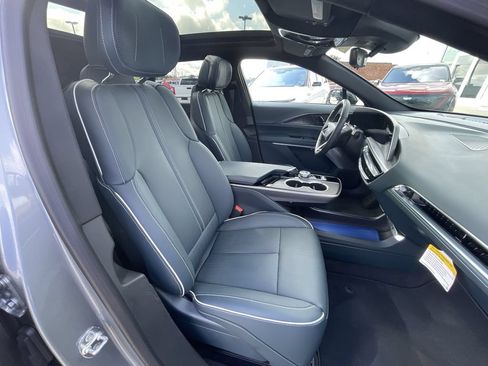 Used 2024 Cadillac Lyriq Luxury w/ Nappa Leather Package RWD image 28