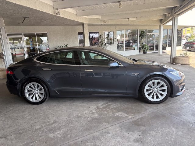 Used 2016 Tesla Model S RWD image 2