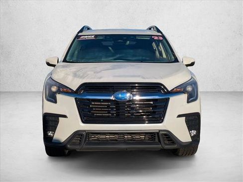 Used 2023 Subaru Ascent Limited image 2
