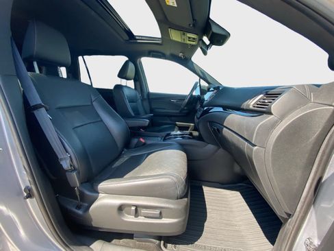 Used 2019 Honda Passport Touring image 16
