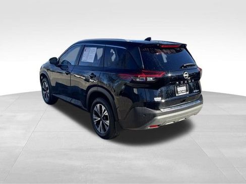Used 2022 Nissan Rogue SV w/ SV Premium Package image 5