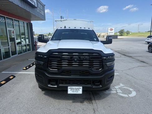 Used 2026 RAM 3500 Tradesman RWD image 11