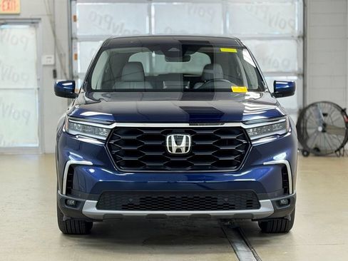 Used 2025 Honda Pilot EX-L image 2