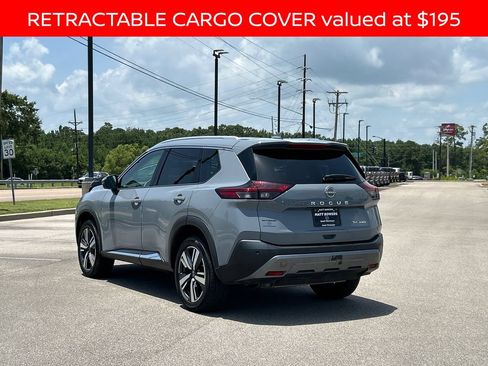 Used 2023 Nissan Rogue SL AWD/4WD image 3